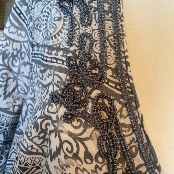 Lands End • Gray & White Embroidered Boho Swimsuit Coverup • Size 1x 16/18W EUC - Picture 5 of 9